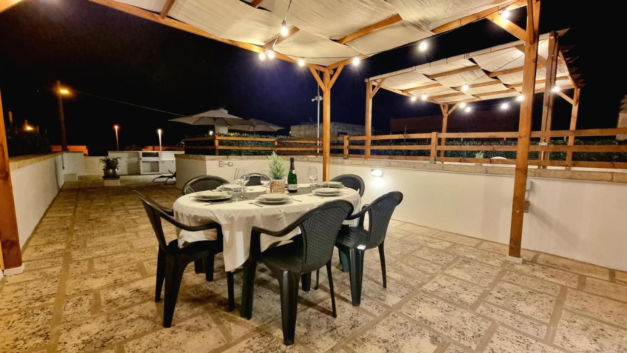 La Terrazza Dei Nonni Apartment Torre Specchia Ruggeri Ngoại thất bức ảnh